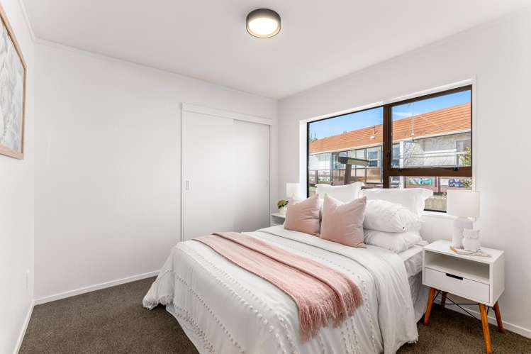 48A Oxford Street Tawa_7