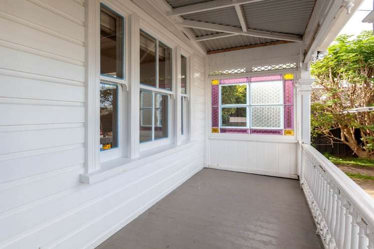 12 Mount Smart Road Royal Oak_1