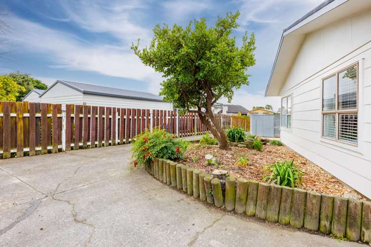 2/17 Ranfurly Street_2