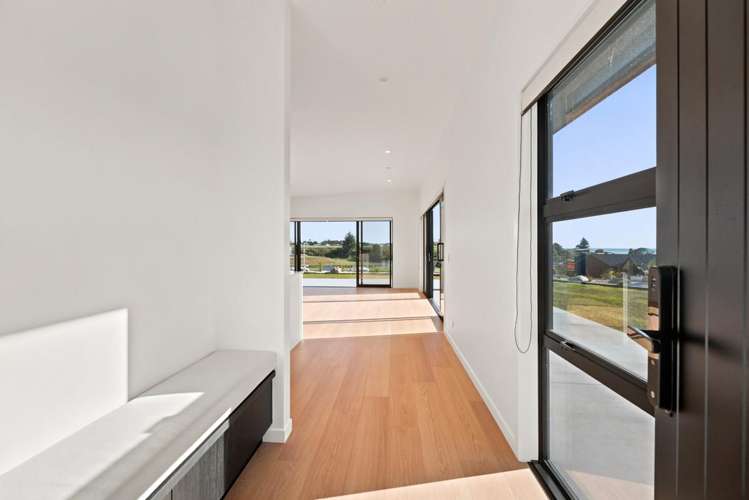 13B Cunningham Lane Oakura_2