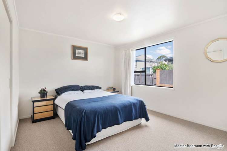 19 Glucina Place Glen Eden_7
