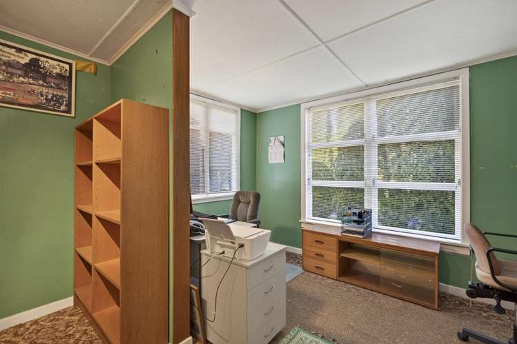 85 Queen Street Waitara_17