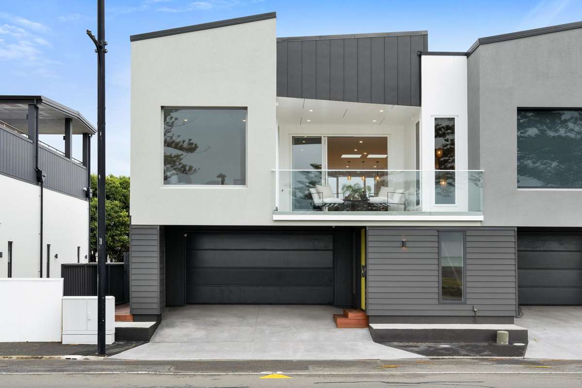 585 Marine Parade_0