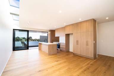 2B Omahina Street_4