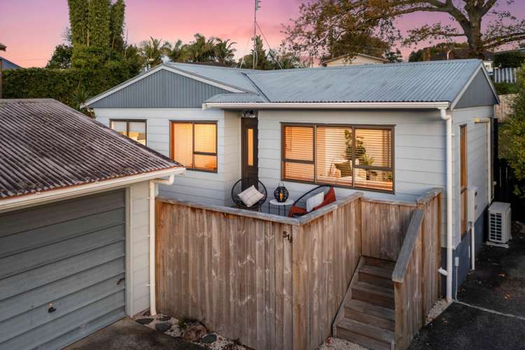 2/51 Eskdale Road Birkdale_16