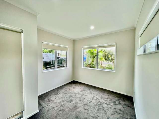 9 Evelina Lane Flat Bush_3