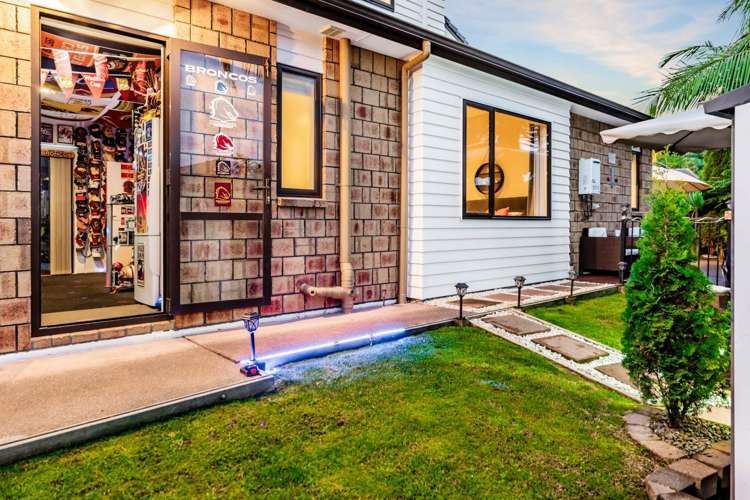 23 Terrasini Drive Flat Bush_69