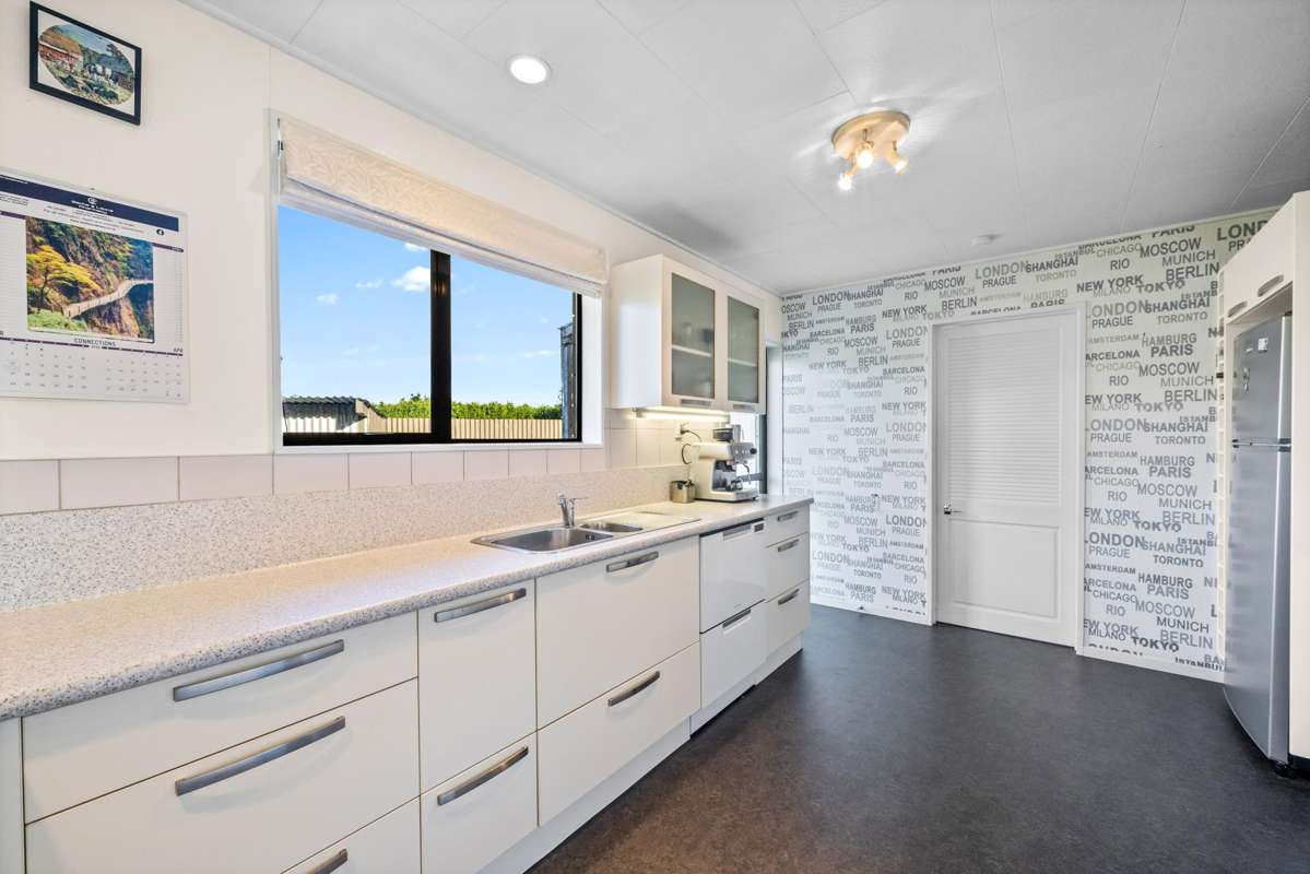72 Bain Street_5