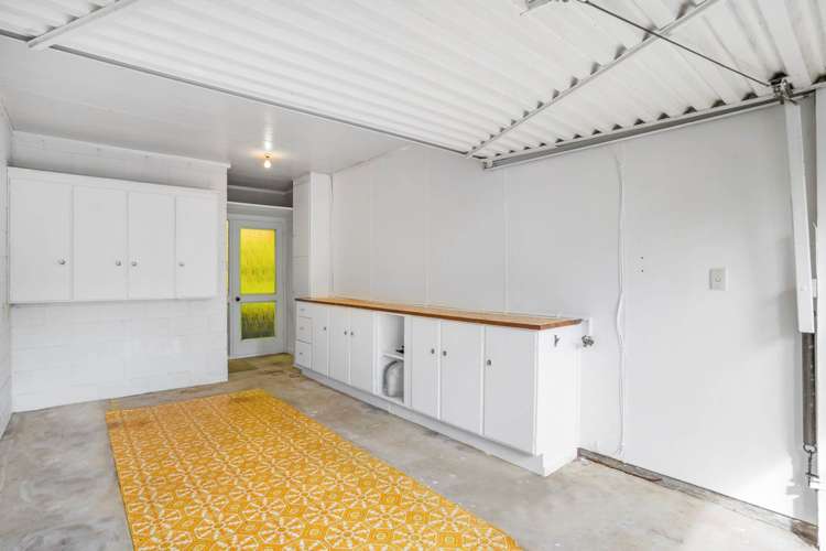 2/9 Pamela Place New Lynn_13