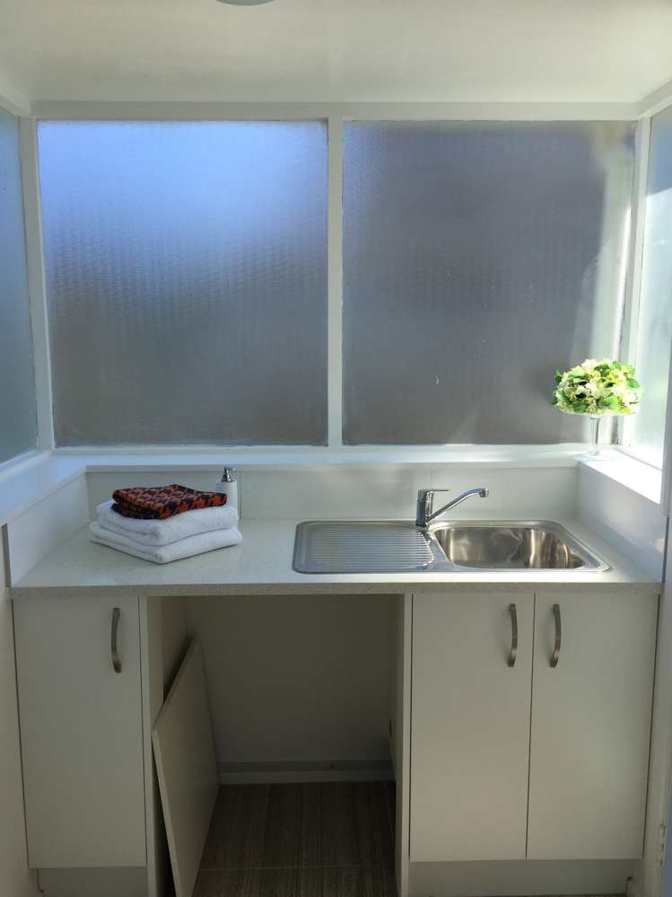 1/21 East Coast Road Milford_5