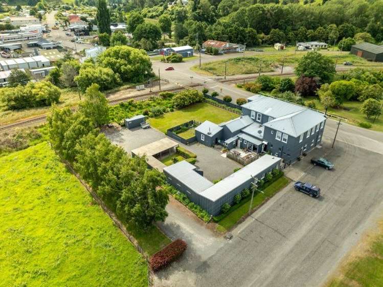 22-24 High Street Hunterville_20