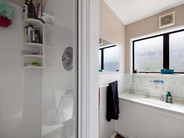 19 Elmwood Crescent Pukete_9