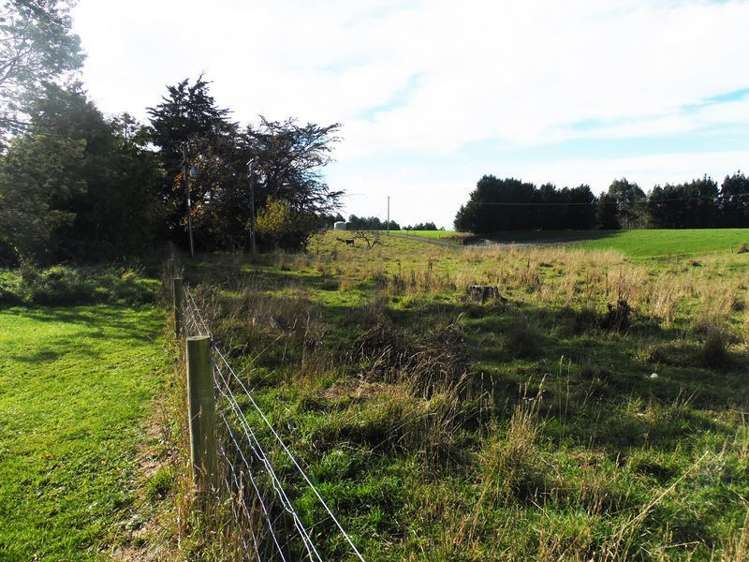 447 Tilverstowe Road Island Cliff_19