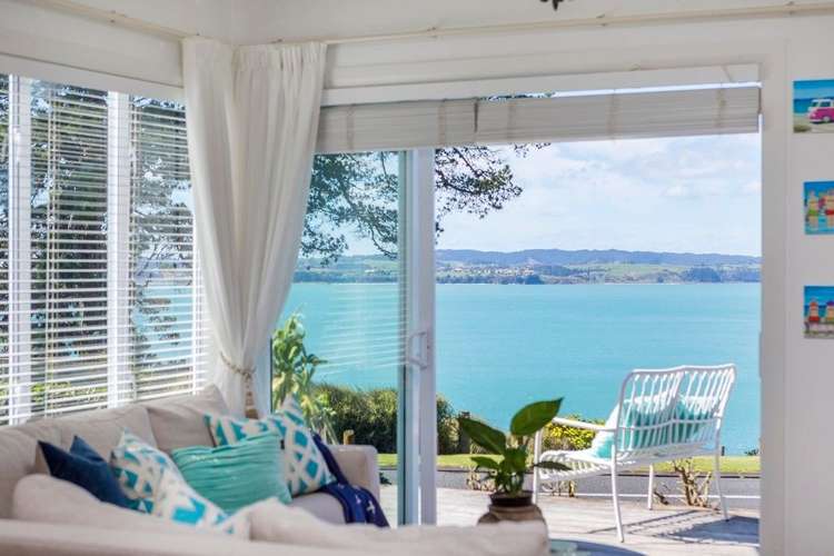 60 Marine Parade Mellons Bay_7