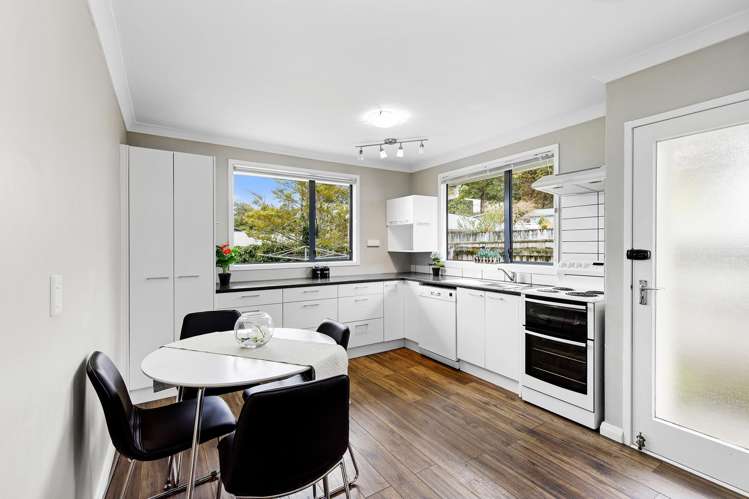 2/7 Norana Road Maoribank_1