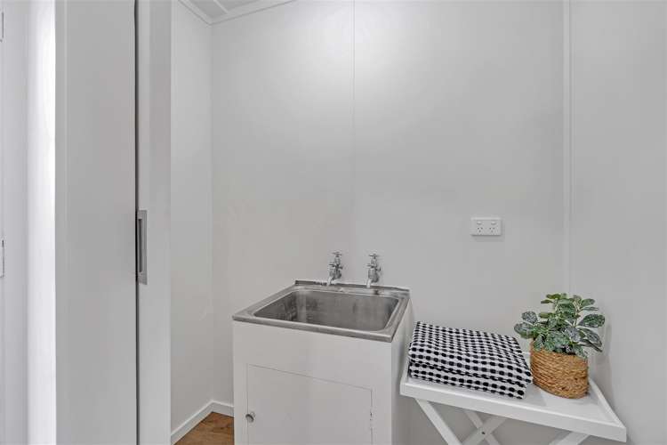 102 Bassett Street Burwood_16