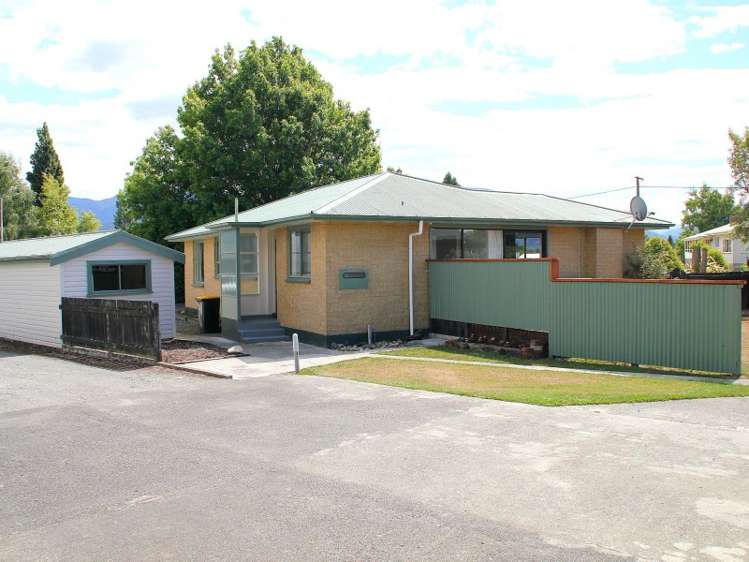 200 Milford Road Te Anau_8