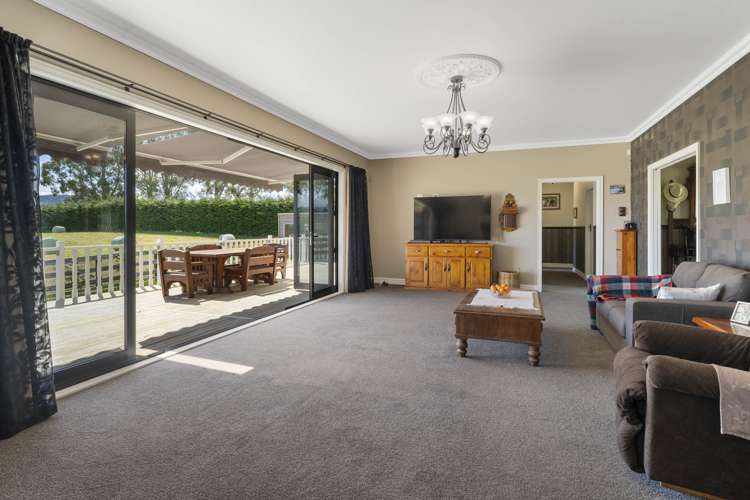 736 Tukairangi Road Kinloch_9