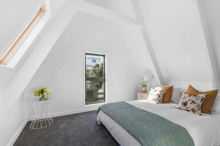 117 Gloaming Hill Titahi Bay_13