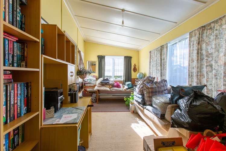 48 Burns Street Dannevirke_11