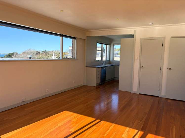 6/5 Braemar Road Castor Bay_7