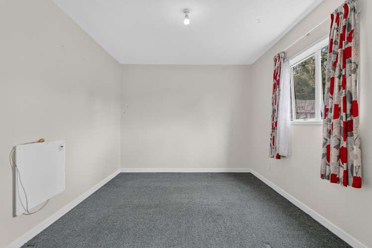 1 Whaka Street Maungaturoto_12