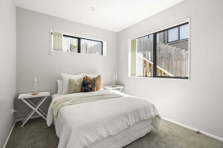 27 Surf View Crescent Red Beach_11