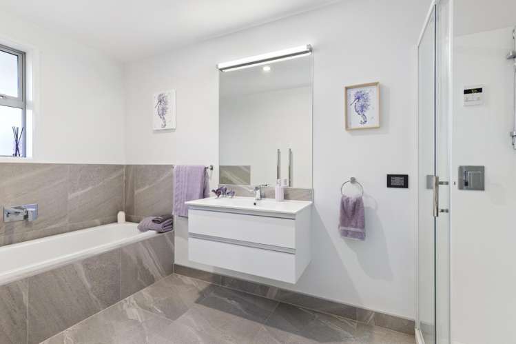 32 Walter Lawry Road Paerata_10