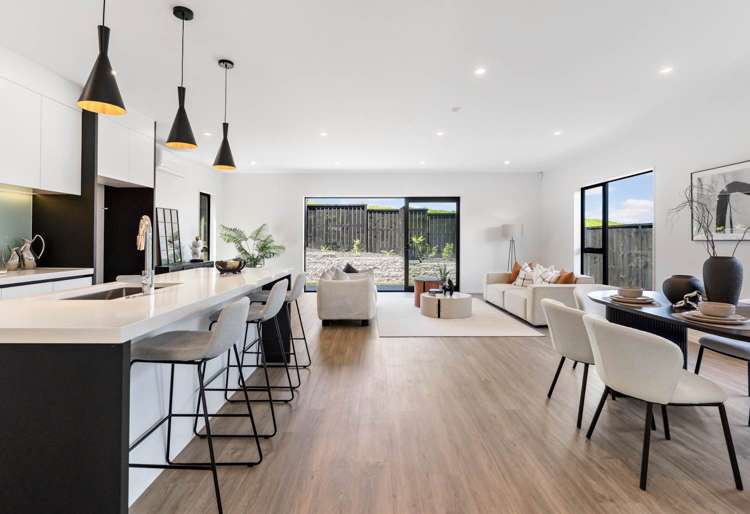 92 Huanui Drive Orewa_9