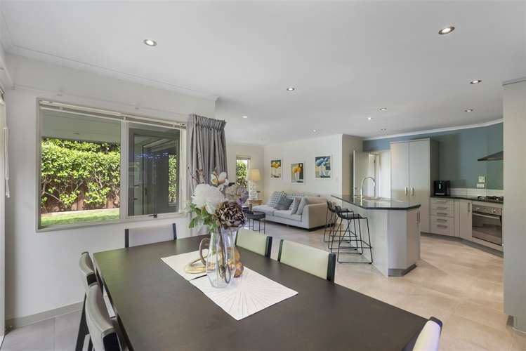 7 Tranquility Rise Mellons Bay_9