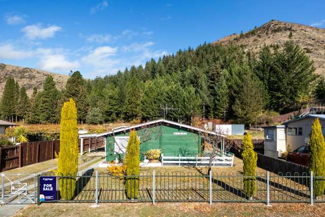 34 Black Peak Road Omarama_3