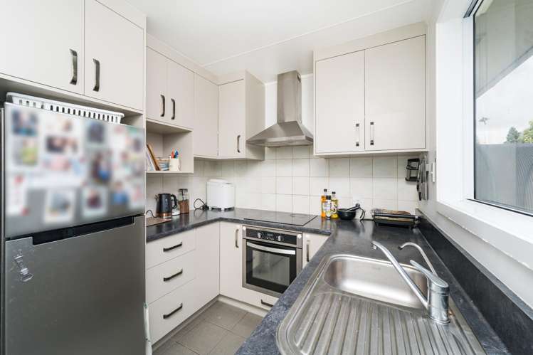 2 Pencarrow Street Highbury_13