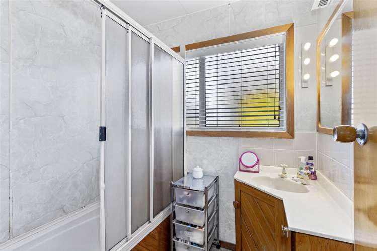 12 Ron Place Bishopdale_11