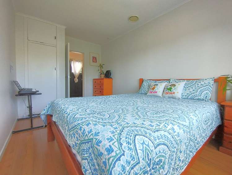 47 Evans Road Glen Eden_25