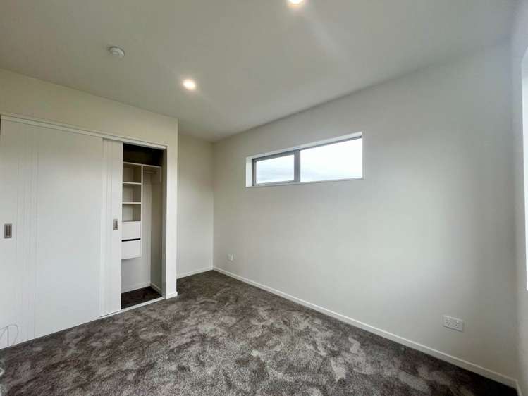 9/9 Coral Crescent Panmure_12