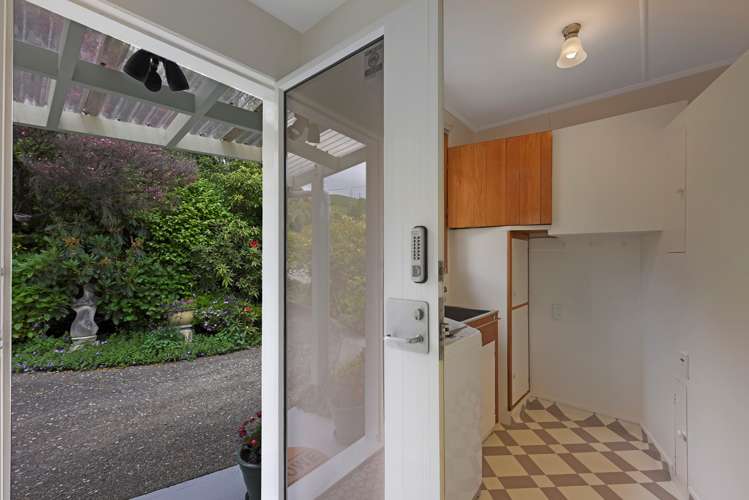 256 The Ridgeway Stoke_15