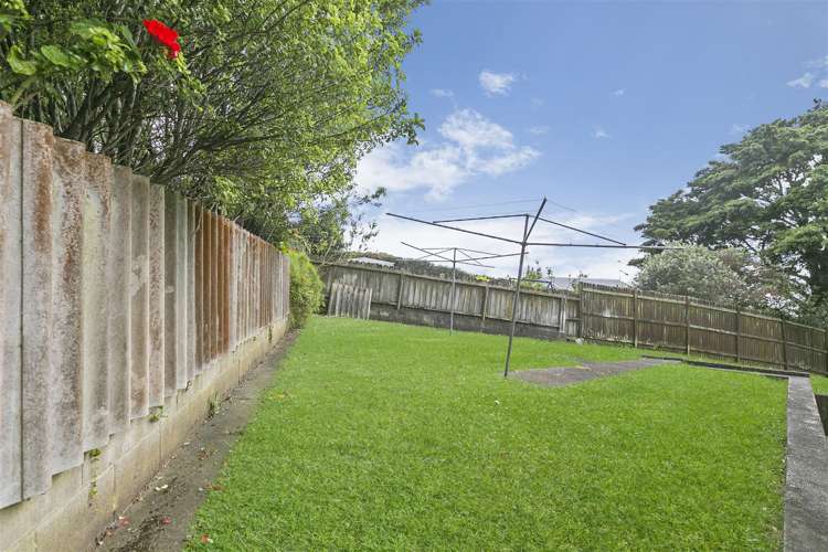 2/15 Walter Macdonald Street Howick_21