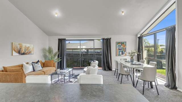 Must Sell: Modern Woolston Gem!