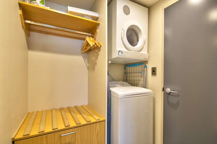 410/7 Adelaide Street Queenstown_14