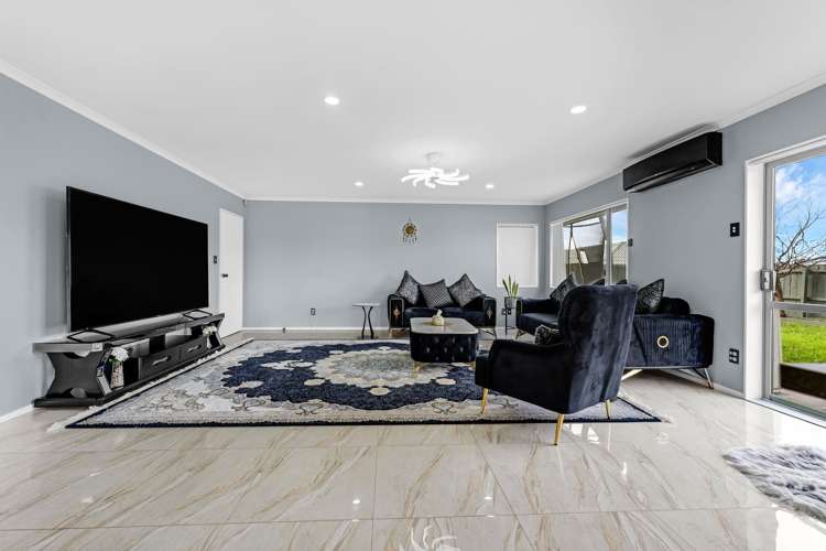 28 Robert Ross Place Clendon Park_2