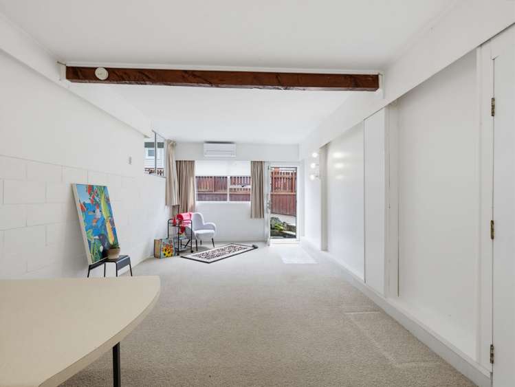 31 Longburn Road Henderson_21