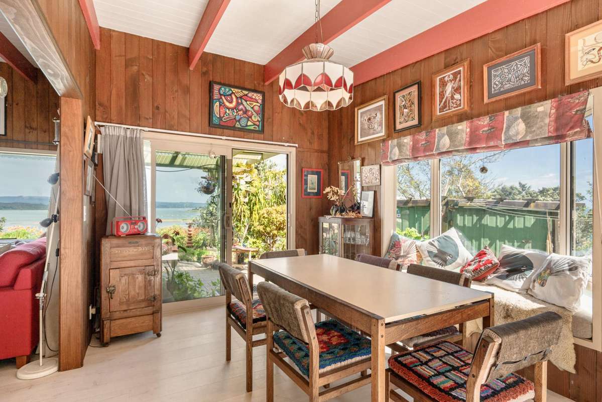 11 and 11A Kuaka Lane_3