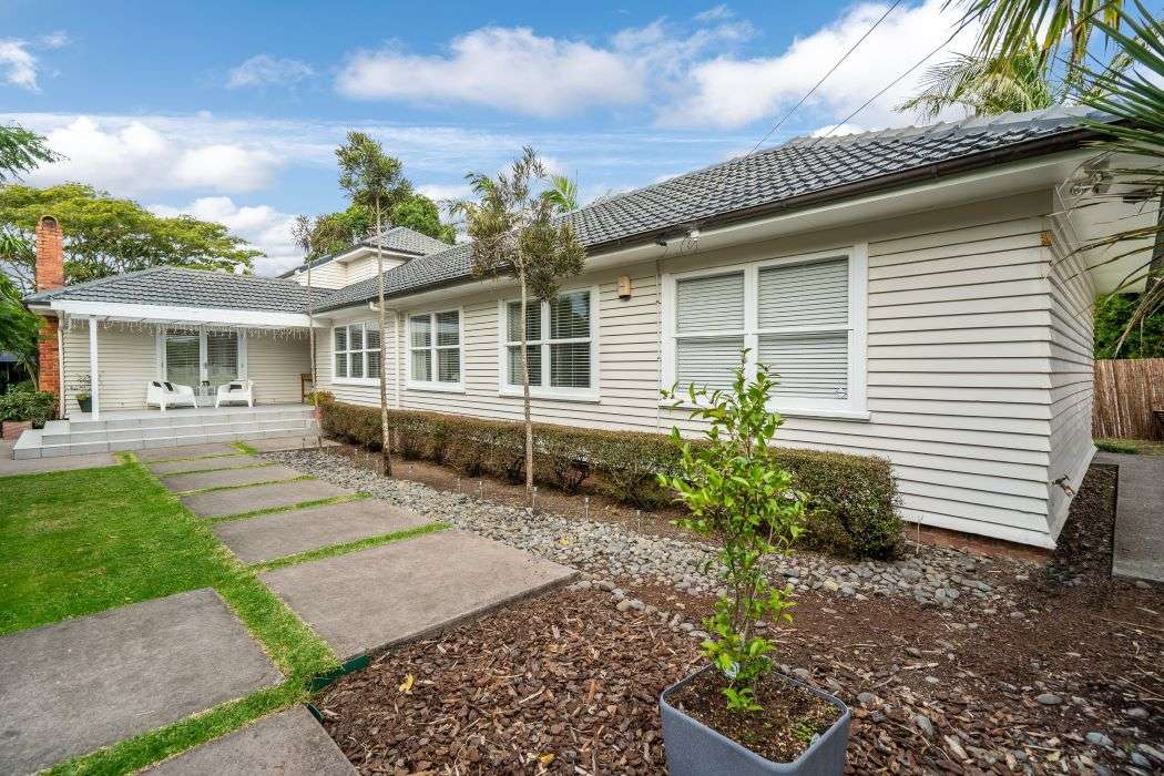 14 Maleme Avenue in Belmont, North Shore, Auckland