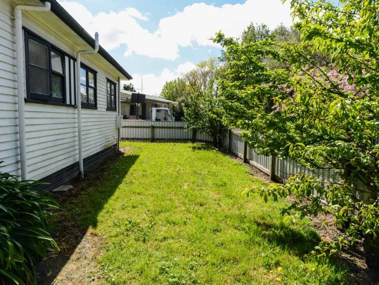 618 Park Road South Akina_11