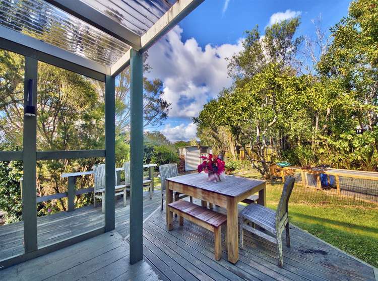 198 Golf Road Titirangi_5