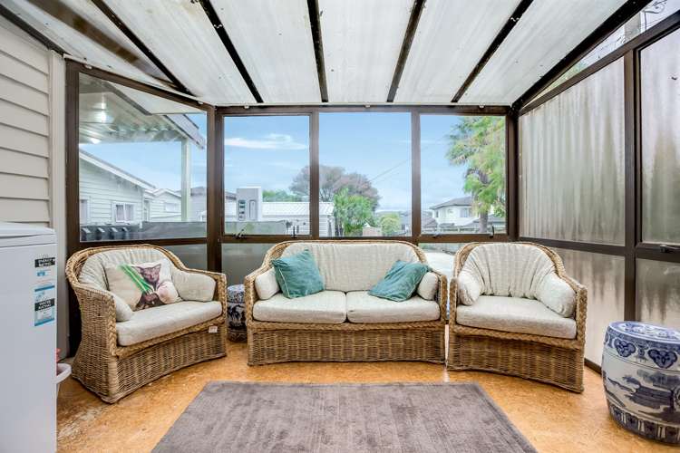 97 Taylor Street Blockhouse Bay_13