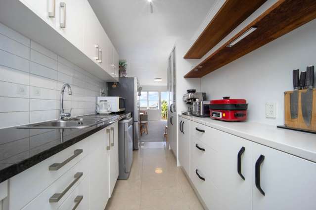 3/182 Carrington Road Mt Albert_3