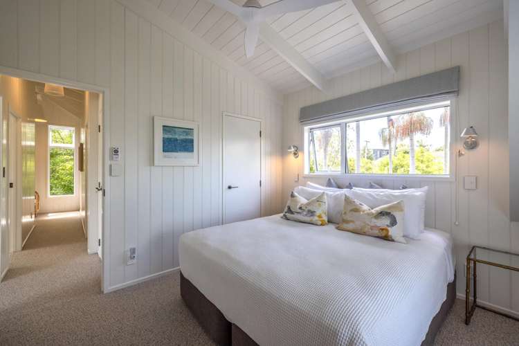 12 Esslin Road Surfdale_18