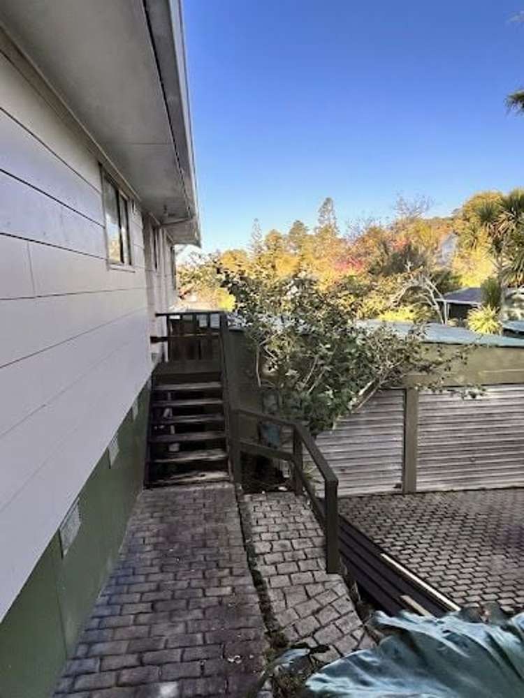 11A De Val Drive Titirangi_9