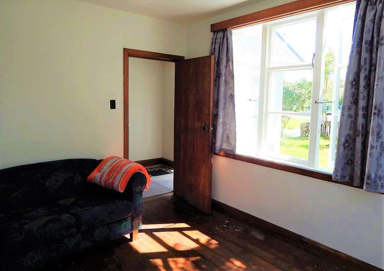 215 Hampden Street Hokitika_5